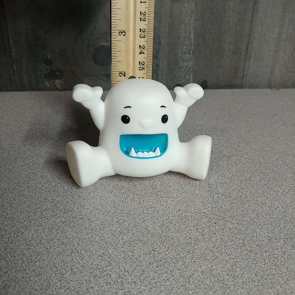 Yeti Toy Figure Yeti in My Spaghetti Game Replacement Figure Only - Picture 6 of 7